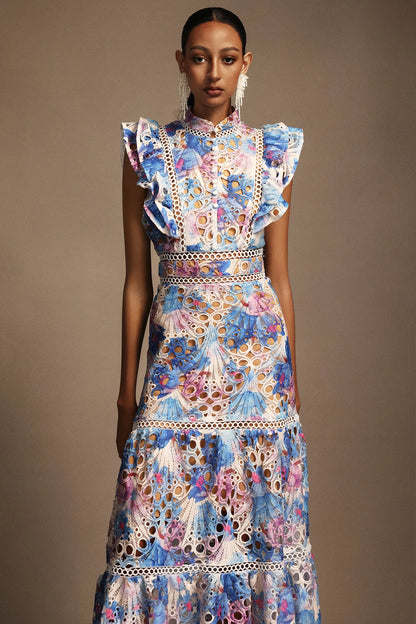 Bianca – Embroidered Lace Midi Dress