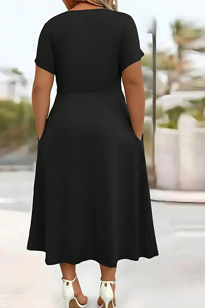 Luna – Elegant V-Neck Dress