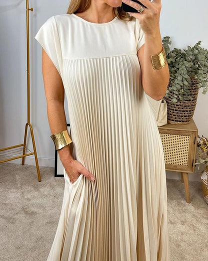 Isabelle - Timeless Pleated Maxi Dress