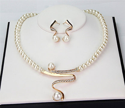 MACY™ - Natural Pearl Necklace + Earrings