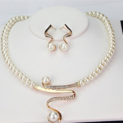 MACY™ - Natural Pearl Necklace + Earrings