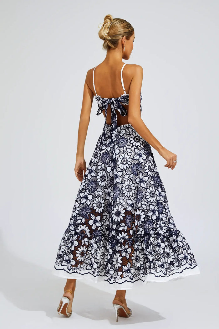 Daria – Lace Halter Midi Dress