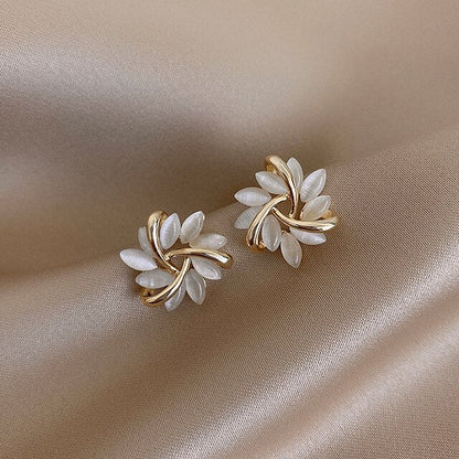 ROSY™ - Luxury White Opal Earrings in Gold
